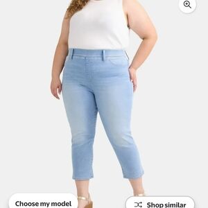 Terra & Sky Women's Light Blue Cropped Jeans